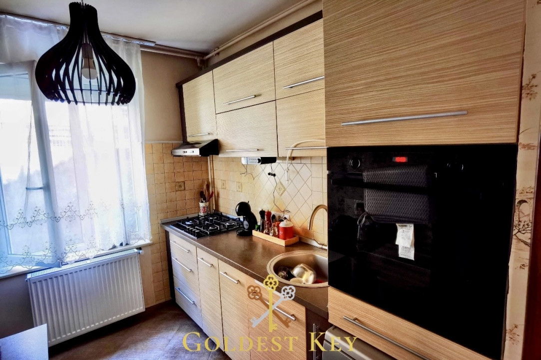 Apartament cu 2 camere decomandate, boxă depozitare și parcare