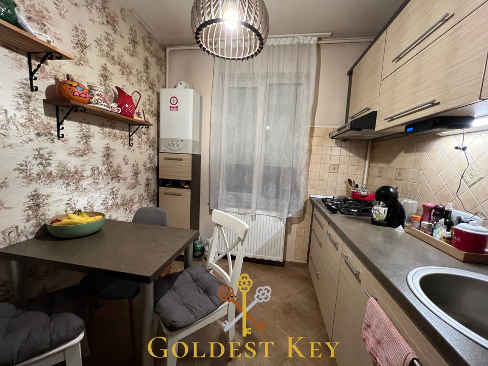 Apartament cu 2 camere decomandate, boxă depozitare și parcare