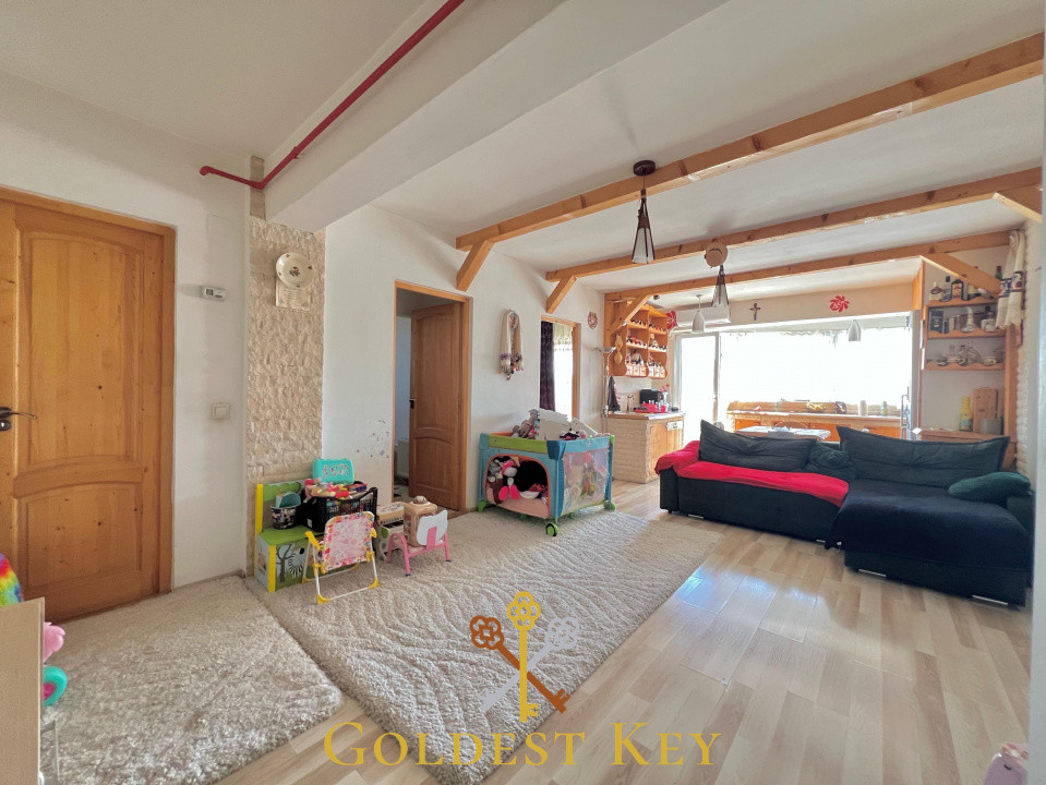Apartament cu 3 camere, balcon și parcare subterană 