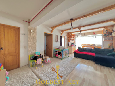 Apartament cu 3 camere, balcon și parcare subterană 
