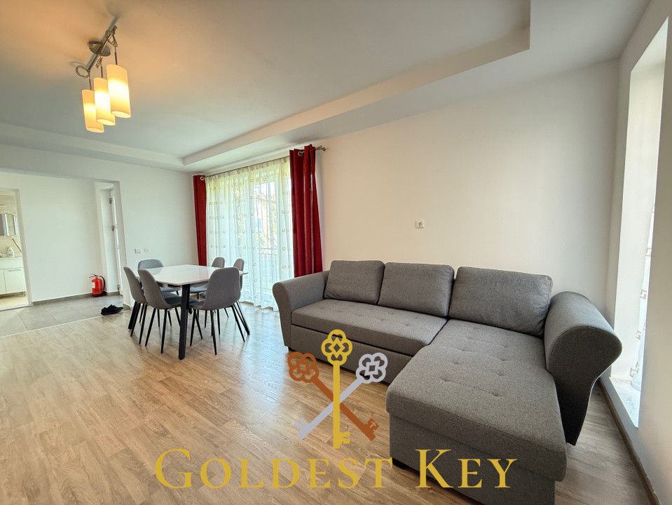 Parte de duplex cu 5 camere 2 băi, garaj, curte generoasă Cat-friendly