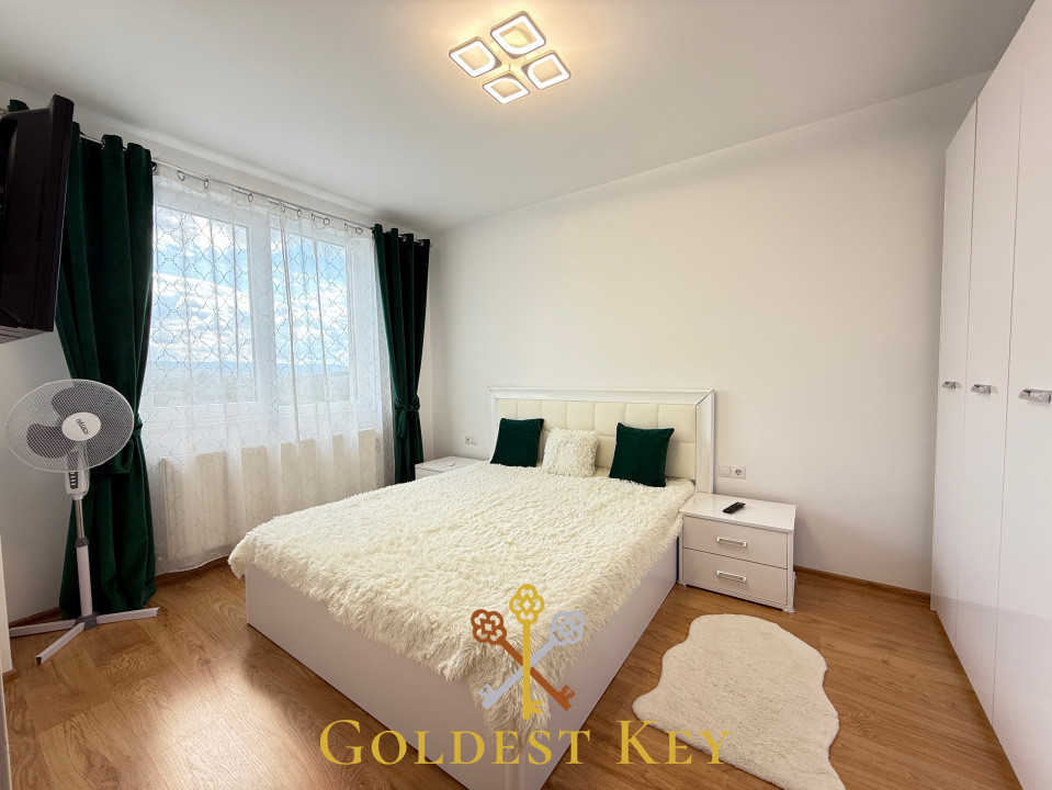 Apartament generos cu 2 camere, balcon și parcare exterioară 