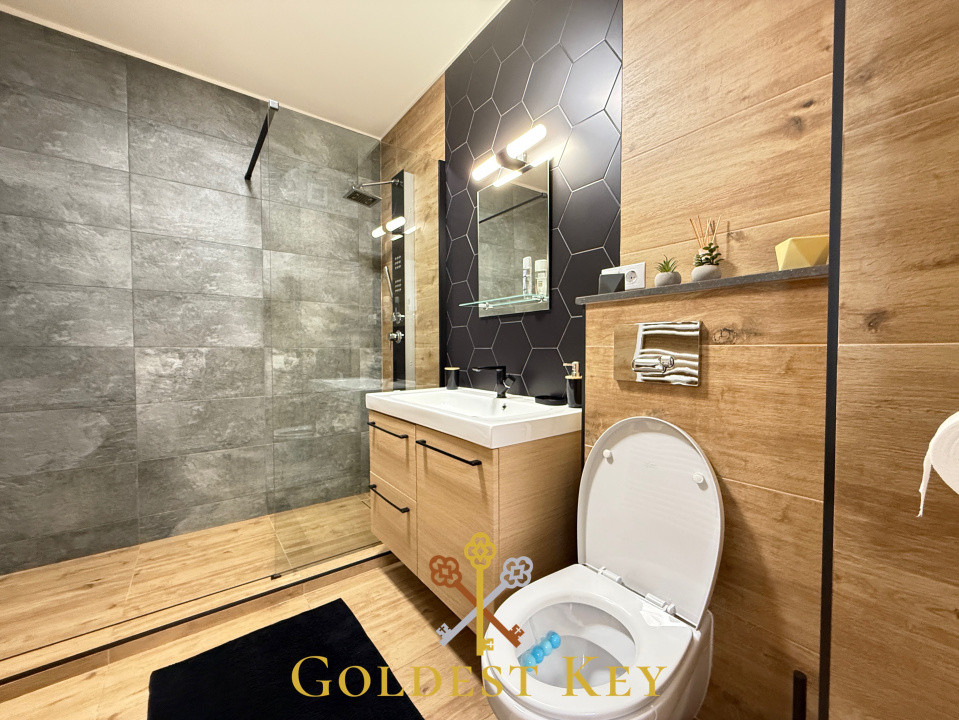 Apartament generos cu 2 camere, balcon și parcare exterioară 