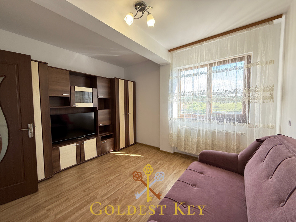 Apartament cu 2 camere decomandate, balcon, debara și parcare