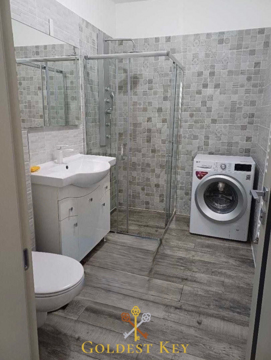 Apartament cu 2 camere decomandate zona Vivo