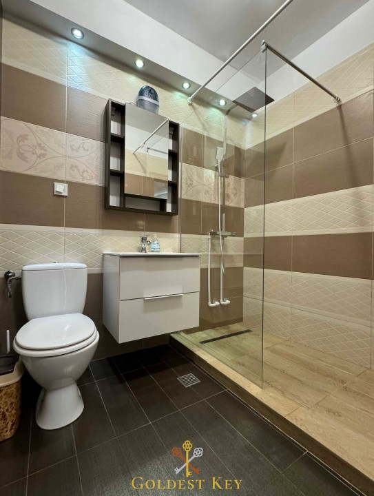 Apartament 3 camere + balcon si parcare. Mărăști 
