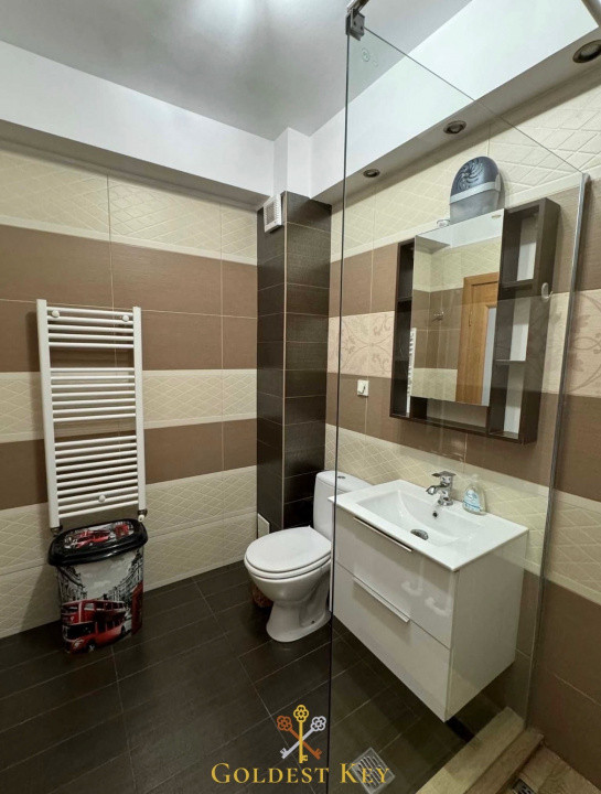 Apartament 3 camere + balcon si parcare. Mărăști 