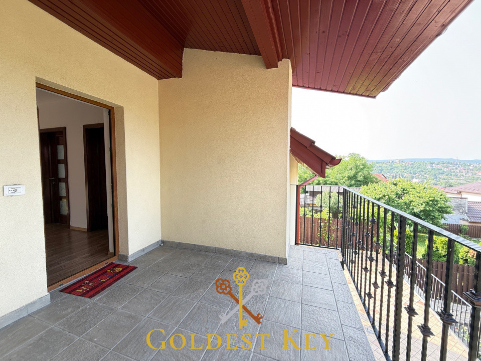 Casă individuală PET-FRIENDLY 4 camere 3 băi balcon terasă generoasa