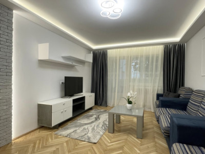 Apartament cu 3 camere, balcon închis și parcare Mărăști 