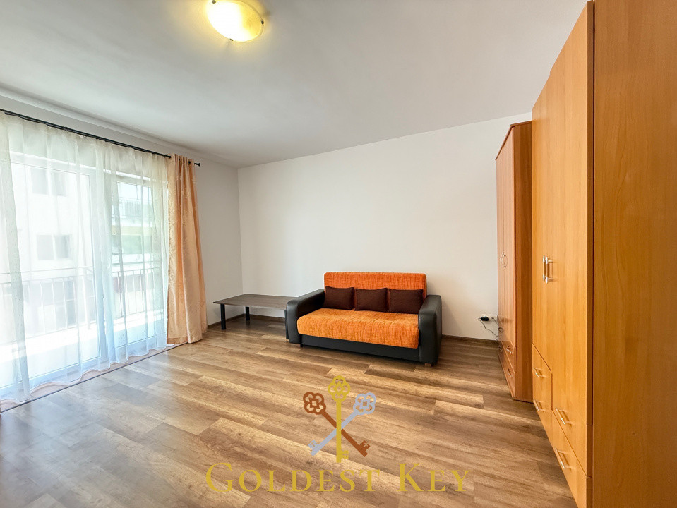 Apartament cu 2 camere decomandate plus terasa 15 mp. Etaj intermediar