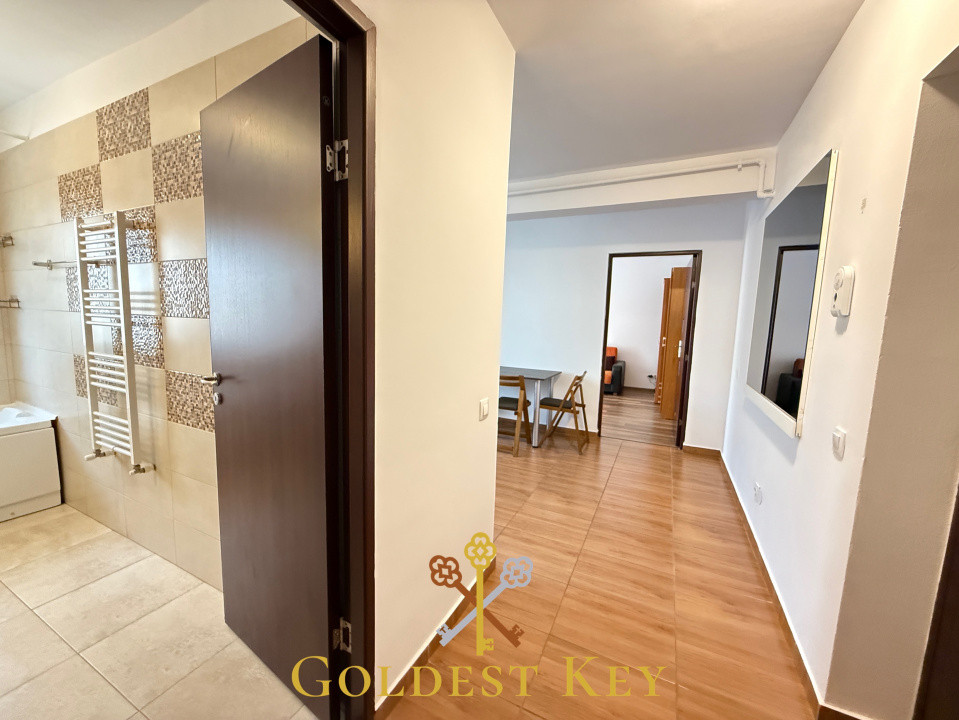 Apartament cu 2 camere decomandate plus terasa 15 mp. Etaj intermediar