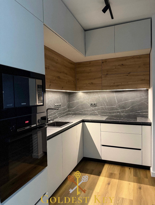Apartament cu 2 camere semidecomandat + parcare, Florești zona BMW