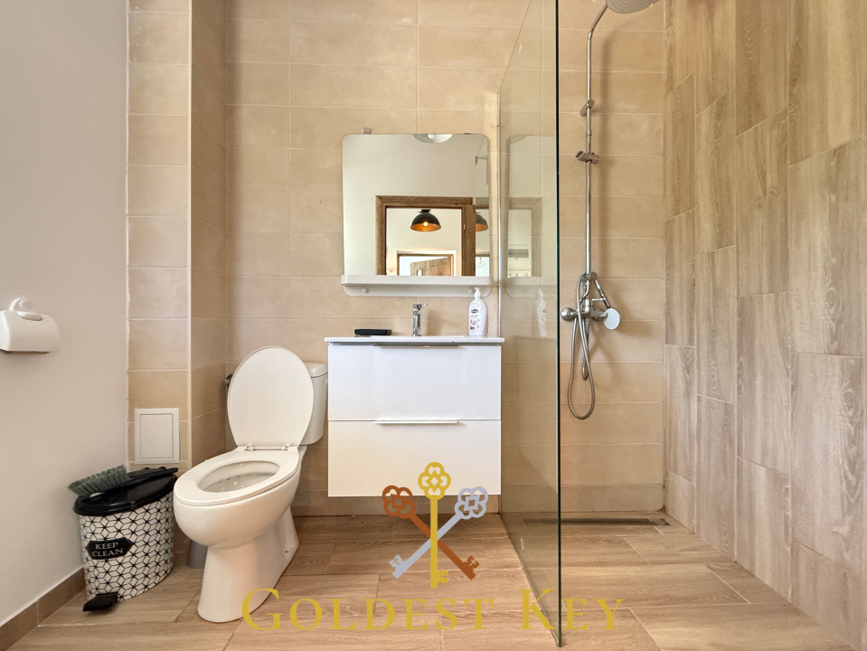 Liniște și confort! Duplex cu 5 camere, 3 băi, curte individuală 