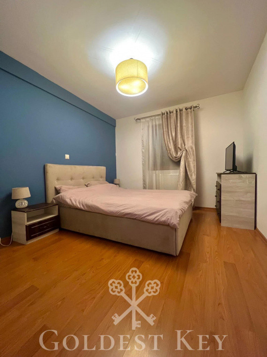 Apartament cu 3 camere decomandate balcoane și parcare 