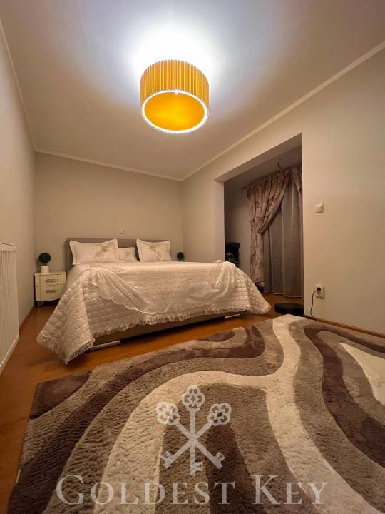 Apartament cu 3 camere decomandate balcoane și parcare 