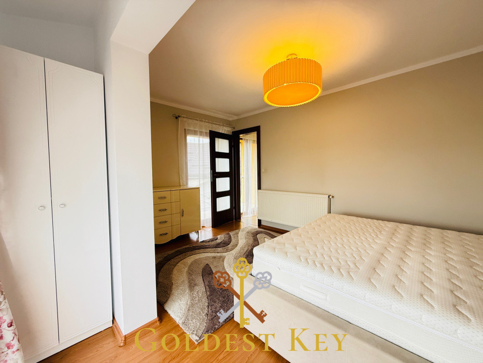 Apartament cu 3 camere decomandate balcoane și parcare 