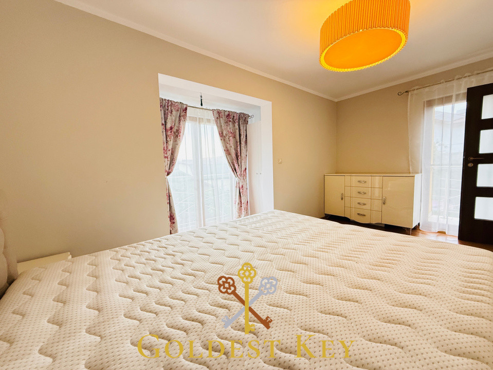 Apartament cu 3 camere decomandate balcoane și parcare 
