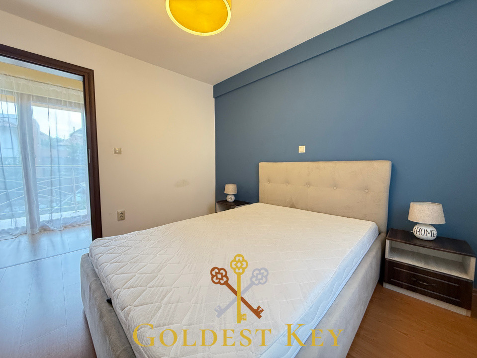 Apartament cu 3 camere decomandate balcoane și parcare 
