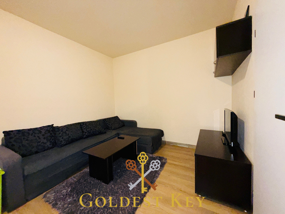 Apartament cu 2 camere, orientat Sudic Partial renovat
