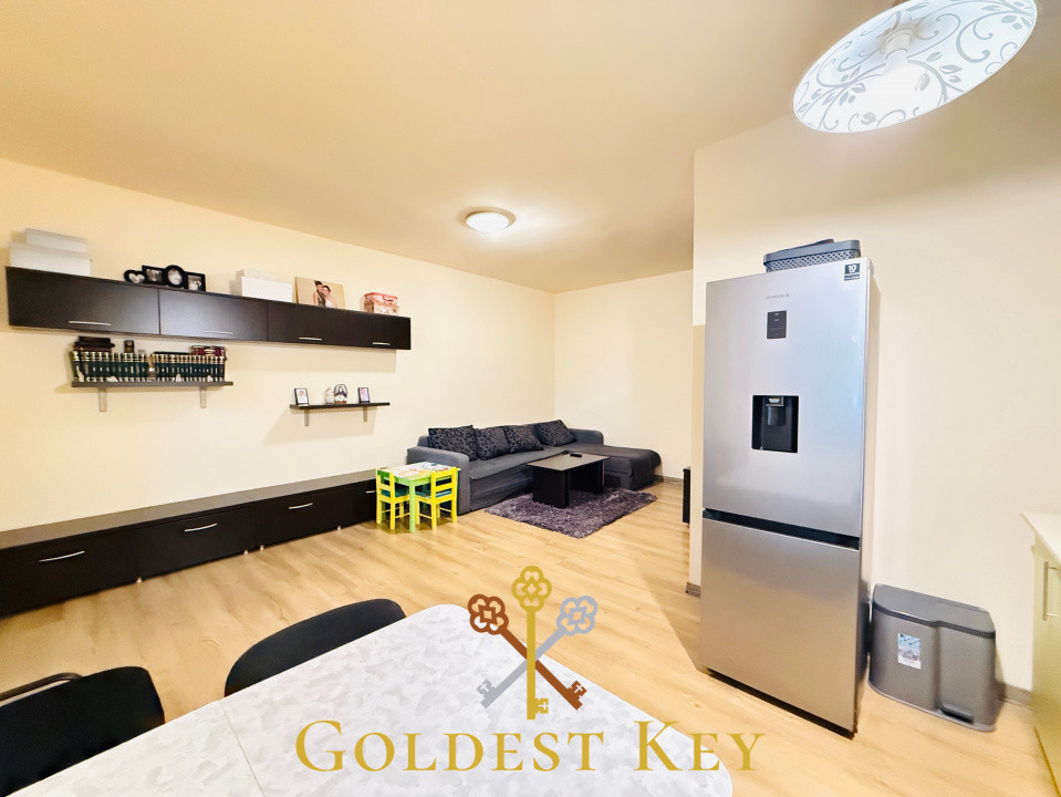 Apartament cu 2 camere, orientat Sudic Partial renovat