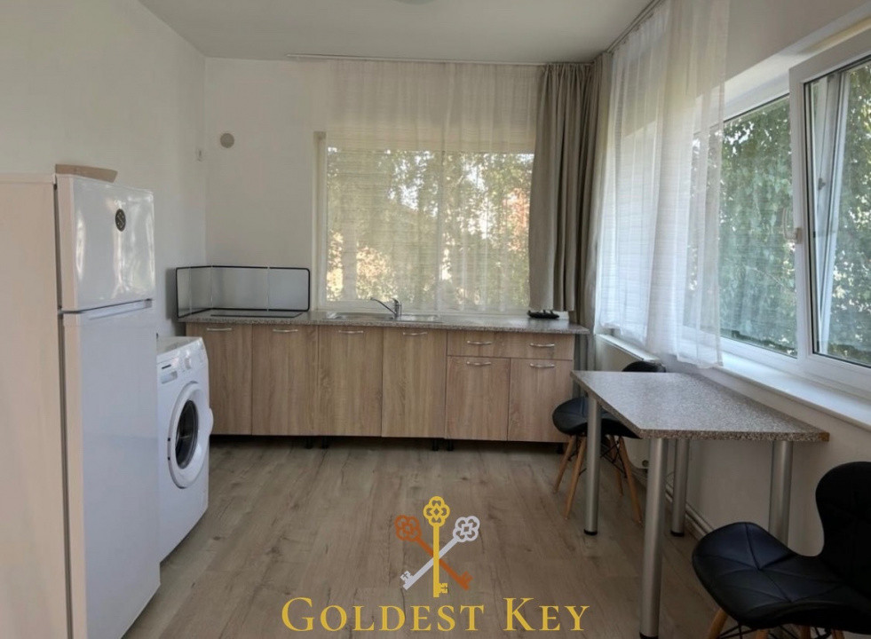 Apartament cu o cameră semidecomandat Zorilor