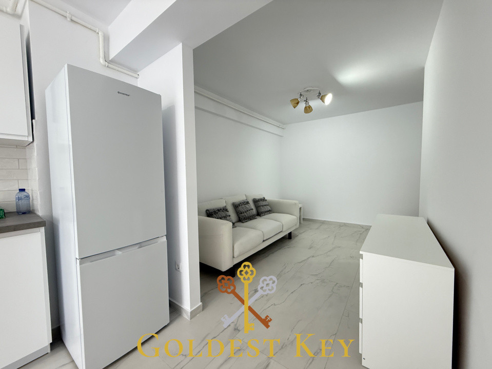 REZERVAT Prima închiriere - Apartament cu 2 camere, balcon și parcare 