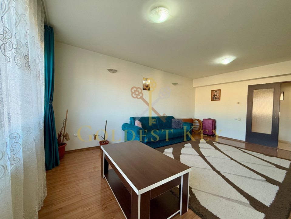 Apartament cu 2 camere DECOMANDATE, balcon și parcare subterană 