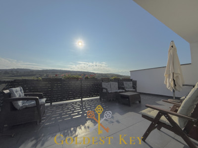 Duplex cu 4 camere, 2 băi si parcare