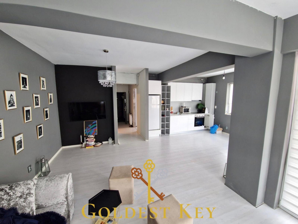 Apartament generos cu 2 camere, balcon și parcare subterană 
