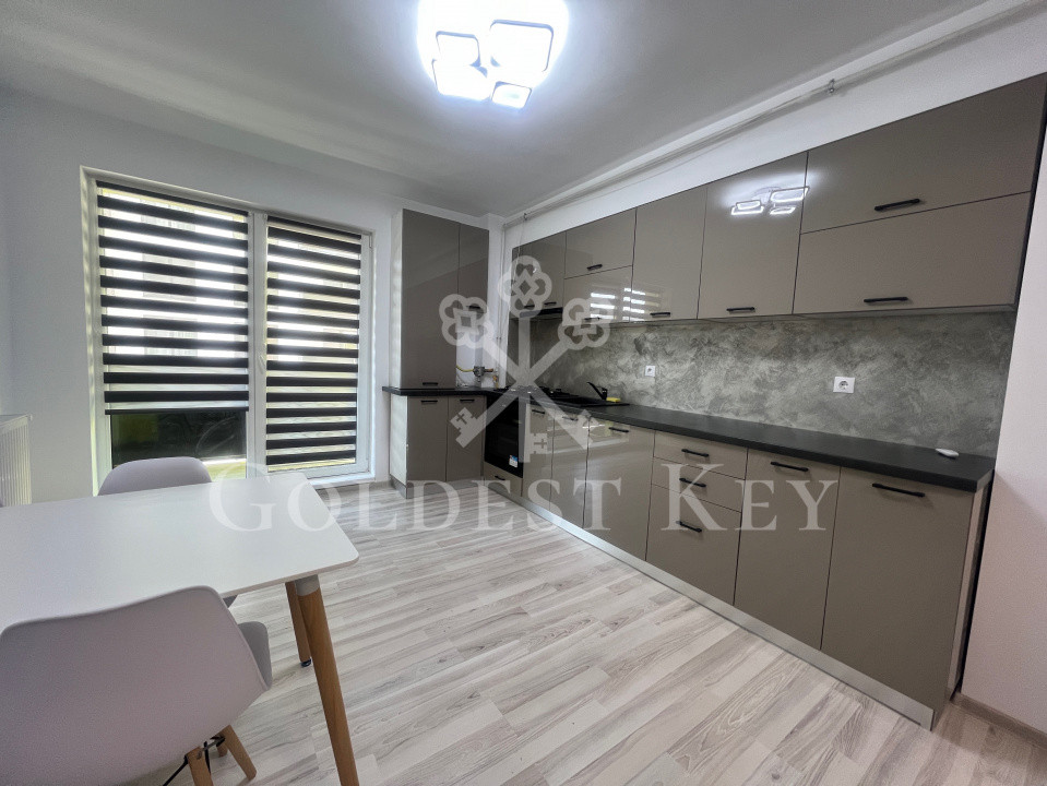 Apartament modern cu 2 camere, balcon și parcare subterană 