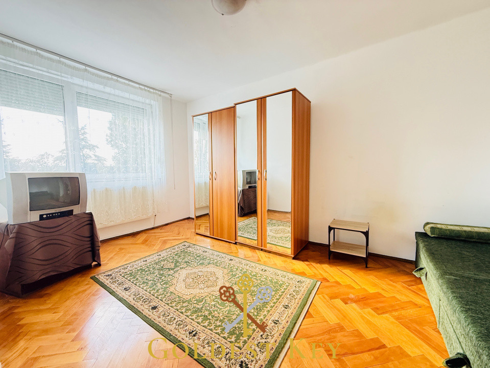 Apartament cu 2 camere semidecomandate plus garaj individual 