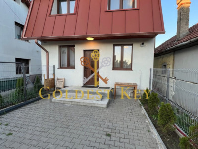 Casă cu 3 camere complet mobilată și utilată 