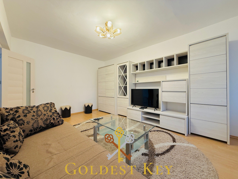 Apartament cu 2 camere decomandat, balcon închis și parcare 