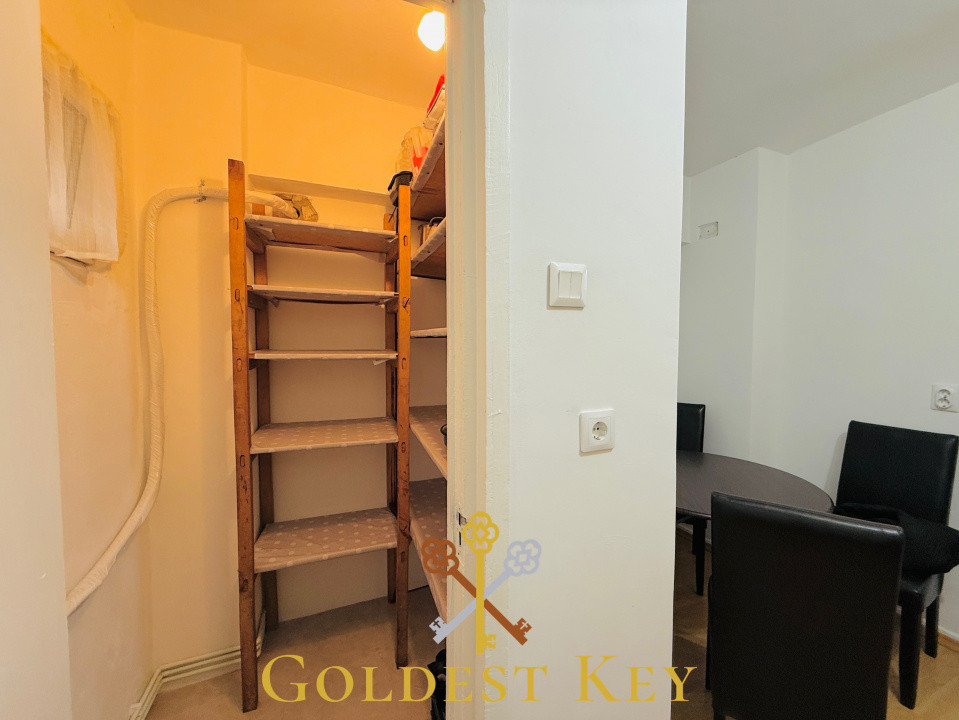 Apartament cu 2 camere decomandat, balcon închis și parcare 