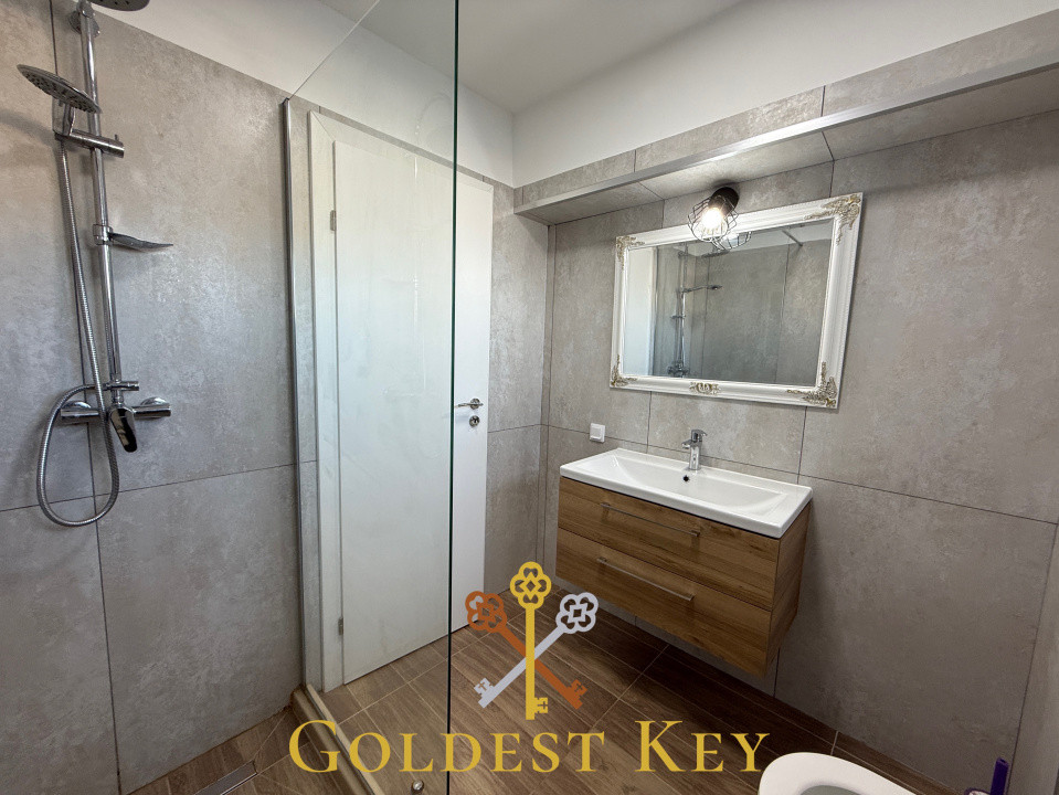 Apartament cu 3 camere finisat și mobilat complet