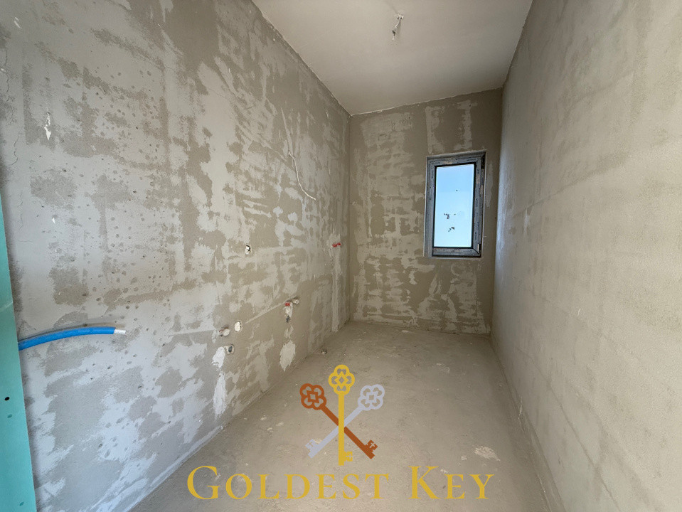 Apartament cu 2 camere și balcon 