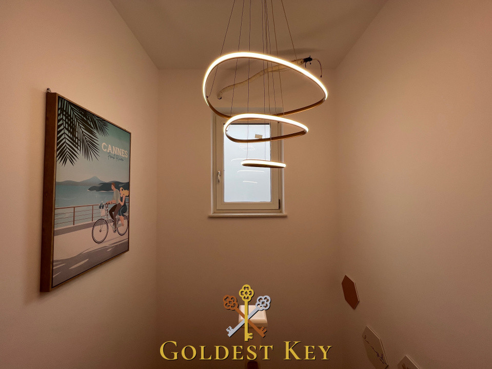 Casa individuală ultramodernă 4 camere 2 băi, încălzire în pardoseală 