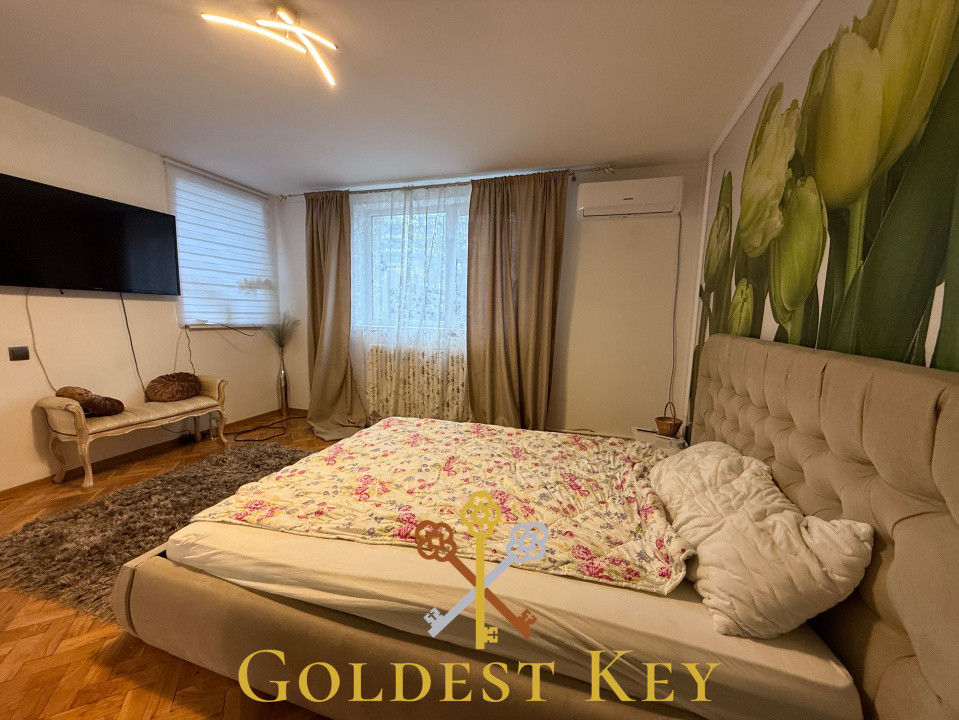 Casă cu 3 camere, 2 parcări - Gruia 