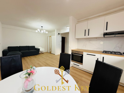 Apartament cu 3 camere integral renovat BACIU zona PETROM