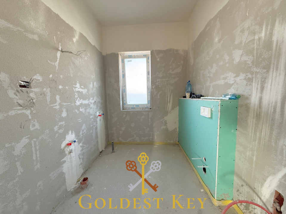 Apartament de tip penthouse cu 3 camere, terasă, boxă și parcare