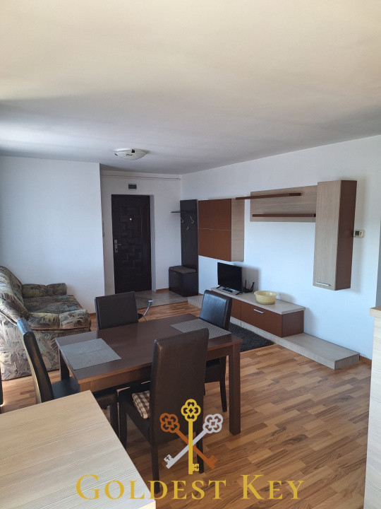 Apartament cu 2 camere, balcon și parcare exterioară 