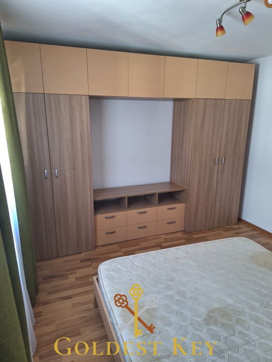 Apartament cu 2 camere, balcon și parcare exterioară 
