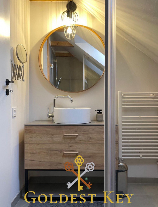 Apartament complet mobilat și utilat, cu parcare inclusă! Bună ziua! 