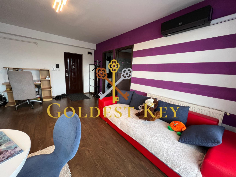 Apartament 2 camere, balcon. Aer conditionat. Lift. Orientat SUD.