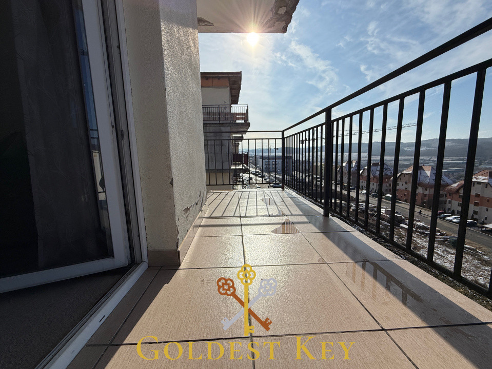 Apartament cu 2 camere și terasă, etaj intermediar BACIU