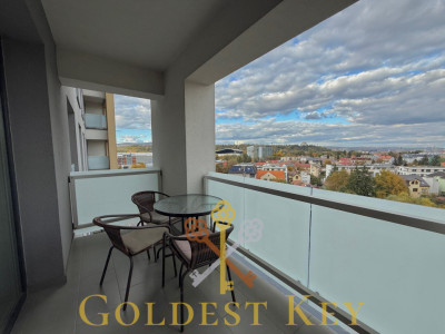 Platinia! Apartament modern cu 3 camere, 2 băi, terasă și parcare!