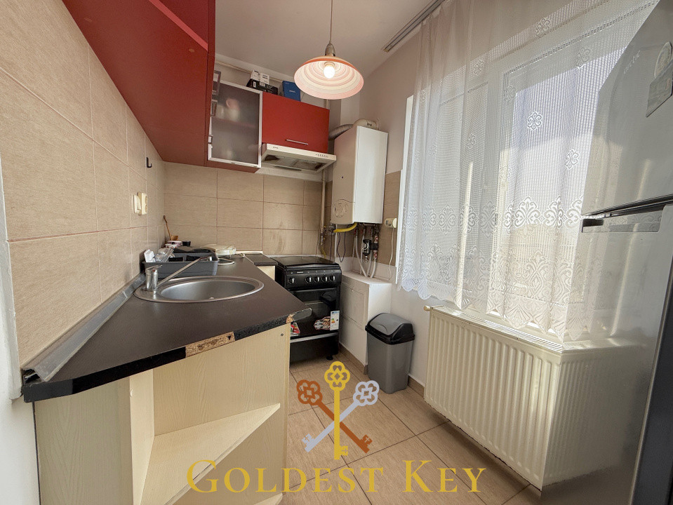 Apartament cu 1 camere decomandat, terasă și parcare