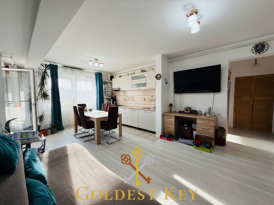 Apartament cu 3 camere, 2 băi, 2 balcoane la cheie. Baciu