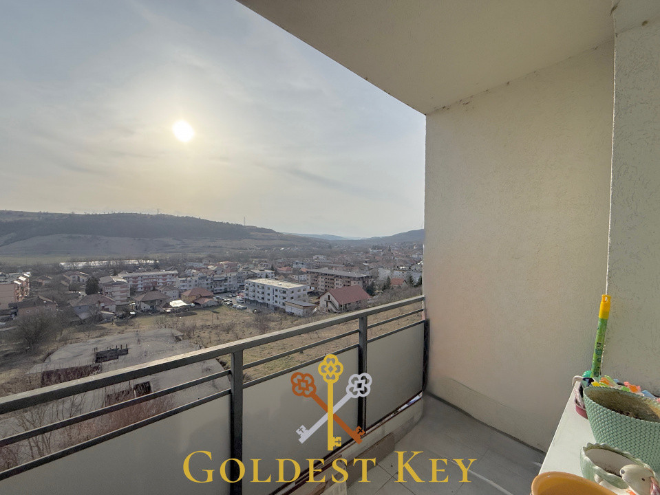 Apartament cu 3 camere, 2 băi, 2 balcoane la cheie. Baciu