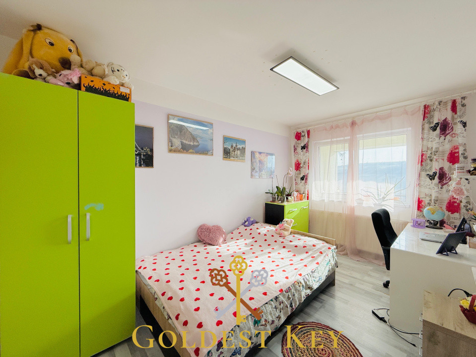 Apartament cu 3 camere, 2 băi, 2 balcoane la cheie. Baciu